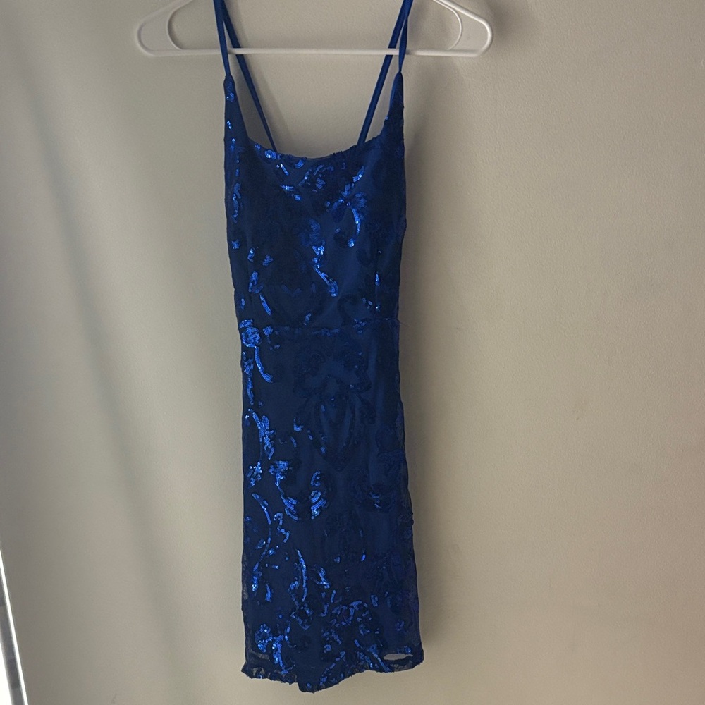 Elegant Blue Sequin Dress